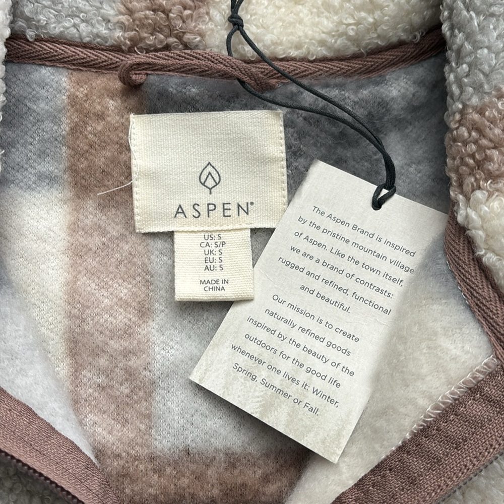 New! Aspen plaid teddy/sherpa fleece bomber jacket, cream/gray/tan, size small - Picture 2 of 7